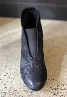 Miss M - Belgium boot